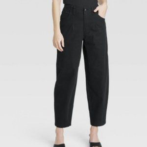 (Sold) a new day Black Ankle Pants